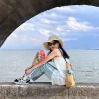 Anna Hu