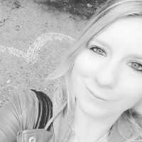 Laura Stoltenberg (Geb. May)