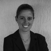 Andréia M Micai