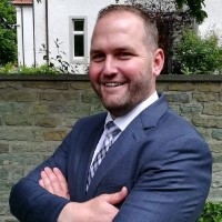 Tim Knierbein
