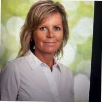 Betsy Steinacker