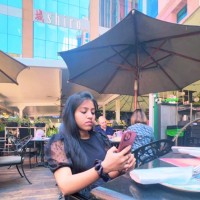 Nivethitha R