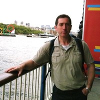 Tony Dean