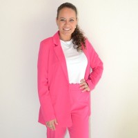 Mirella De Jong