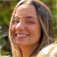 Isadora Moura Martins