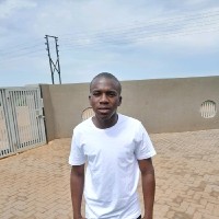 Moris Mogofe