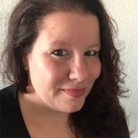 Nicolle Van Zundert