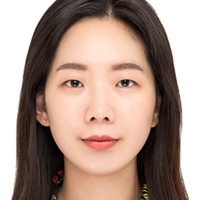 Yujin Lee