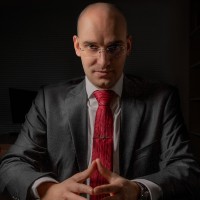 Prof. Me. Diego Krainovic