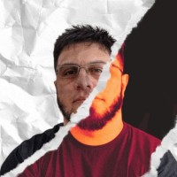 Tácitto Ádamis
