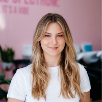 Nina Tomas