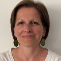 Orsolya Huzián