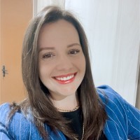 Débora Gabriela Thomasel