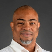 Daniel Pinks
