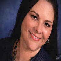 Suzanne McGownd