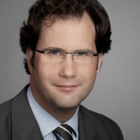 Dr. Raphael Jung