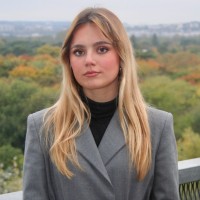 Nina Clarac