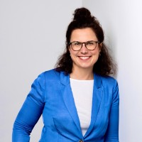 Stephanie H. Huß