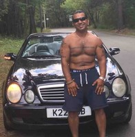 Rico Carlos Gomez