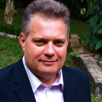 Claudio Eduardo De Lucca