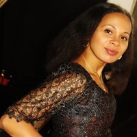 Rebeca Omordia