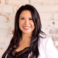 Lori R.