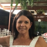 Robyn Lavell