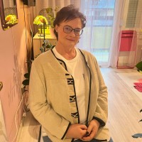 Szilvia Varga