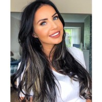 Laura Harris