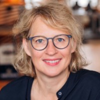 Alexandra Hostert