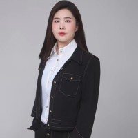 lisa Dong