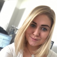 Julia Sons