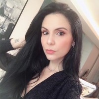 Aline Maggi de Oliveira