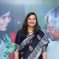 Dr Vinita Kothari