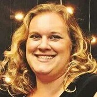 Julia Schade