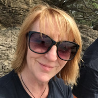 Susan Hills