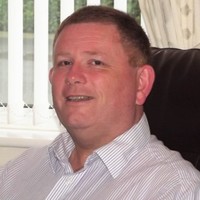 Simon Holmes