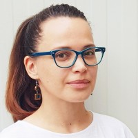 Réka Szenográdi