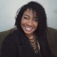 Roberta Kelly Roque Fagundes