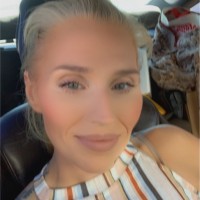 Courtney Dolin