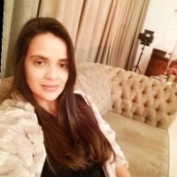 Eloiza B.