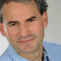 Dr. Matthias Eishold