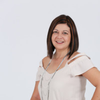 Silvana Jones