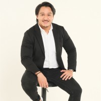 Ali M.