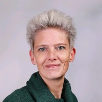 Sabrina Straaten