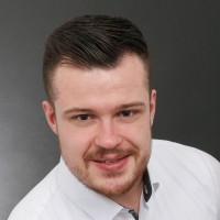 Niklas L.