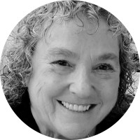 Sandra Bruce-Gordon FRSA