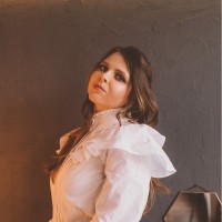 Anne Nikonova
