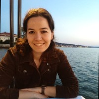 Özge Ergüllü