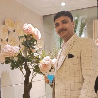 Vivek Viveksaxena.V